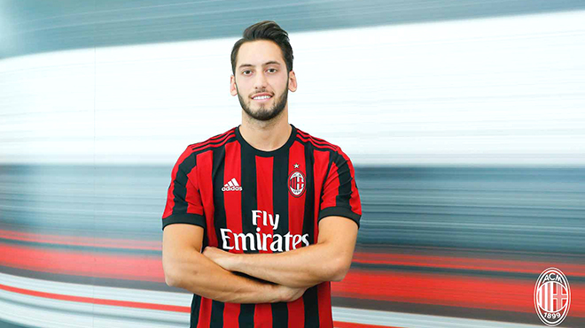 Milan mơ đổi đời với Hakan Calhanoglu