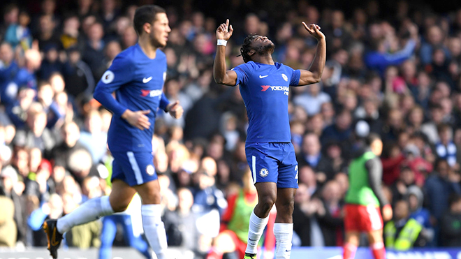 Batshuayi là siêu dự bị đích thực mà Chelsea cần