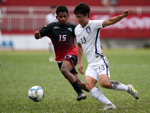 U22 Hàn Quốc bất ngờ bị U22 Đông Timor cầm chân, trực tiếp đưa chủ nhà lên ngôi nhất bảng. Ảnh: Quang Liêm