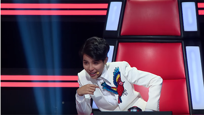 ‘The Voice Kids’ tập 5: Vũ Cát Tường bật khóc nức nở trên 'ghế nóng'