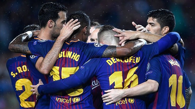 ĐIỂM NHẤN Barca 3-1 Olympiacos: Pique bị đuổi, vẫn vượt trội. Messi đi bộ, vẫn bùng nổ