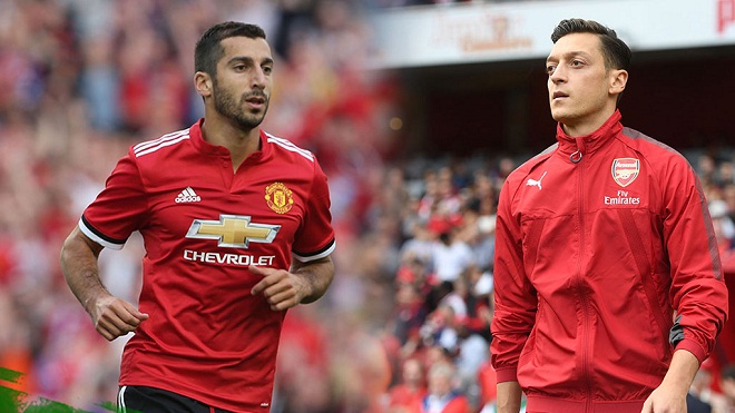 Cứ đá thế này, Mkhitaryan sẽ mất chỗ vào tay Oezil ở M.U