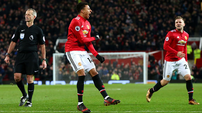 Lingard đánh gót điệu nghệ, ghi bàn đẹp nhất của M.U mùa này