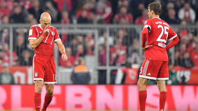 NÓNG: Bayern Munich sa thải Carlo Ancelotti sau thất bại mất mặt trước PSG