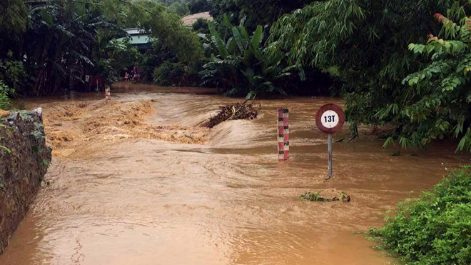 Thời tiết đêm 30 ngày 31/08: Bắc Bộ giảm mưa, nguy cơ sạt lở đất và lũ quét