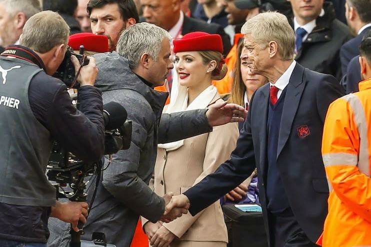 HỌ ĐÃ NÓI, Mourinho: 'Sanchez chắc đã biết Tuanzebe là ai'; Wenger: 'Đá với Man United, phải kiên nhẫn mới thắng'