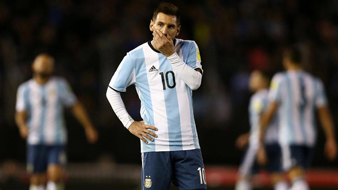 Ronaldo, Messi, Sanchez và những ngôi sao nào có nguy cơ vắng mặt ở World Cup?