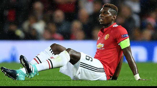 M.U trả giá cho chiến thắng: Pogba rời sân bằng nạng, nghỉ 2 tuần, vắng trận Everton