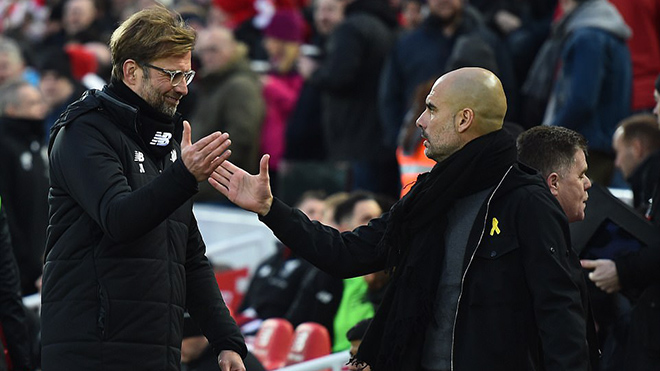 Trong khi Klopp phấn khích đến...chửi thề, Guardiola bình thản khó tin