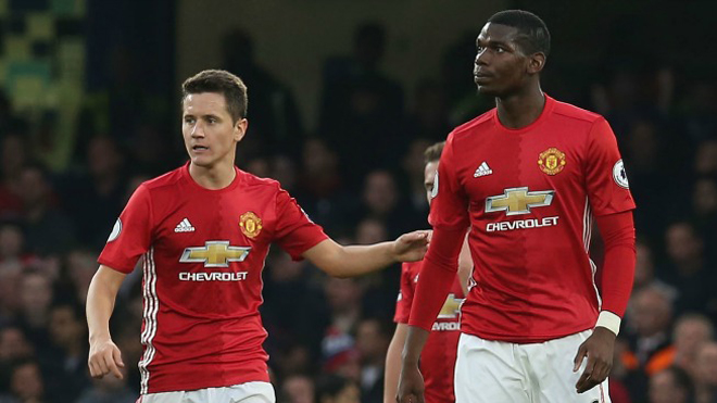 Herrera sẵn sàng thay Pogba sau khi bị Mourinho loại bởi lý do... lãng nhách