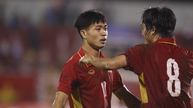 Công Phượng tỏa sáng, U22 Việt Nam thắng dễ Busan FC 6-1