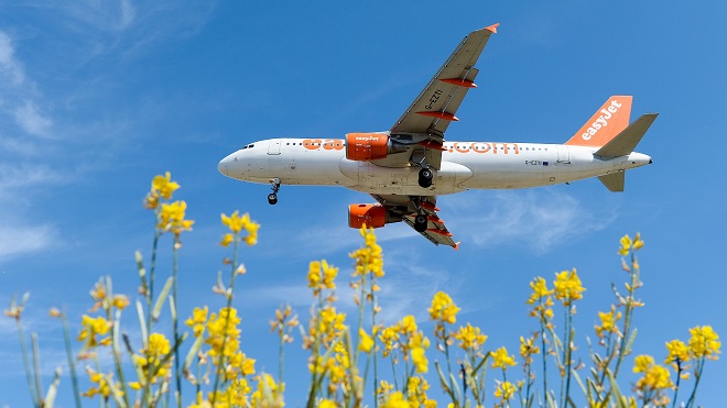 Đức: Máy bay của hãng easyJet phải hạ cánh khẩn cấp do nghi ngờ khủng bố