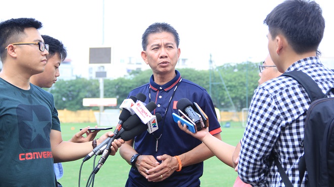 HLV Hoàng Anh Tuấn: 'Tôi cần 21 cầu thủ ở U20 Việt Nam, ai lo lắng nên ở nhà'