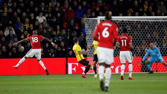 Mourinho: ‘Lẽ ra M.U đã được hút xì gà ở Watford. Young đang đá hay hơn bao giờ hết'