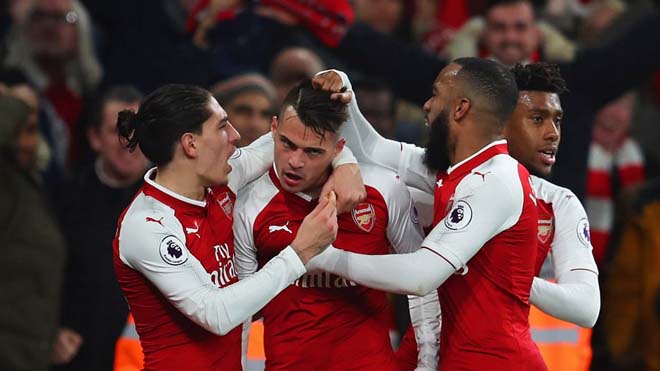 Video clip highlights bàn thắng trận Arsenal 3-3 Liverpool: Pháo thủ ghi 3 bàn trong 5 phút