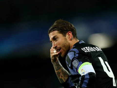 Sergio Ramos cũng có kiểu ăn mừng "Gọi điện thoại"