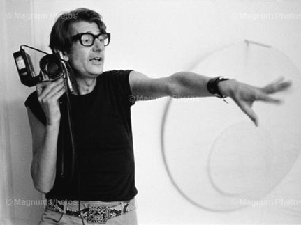 Pháp lần đầu triển lãm ảnh Helmut Newton