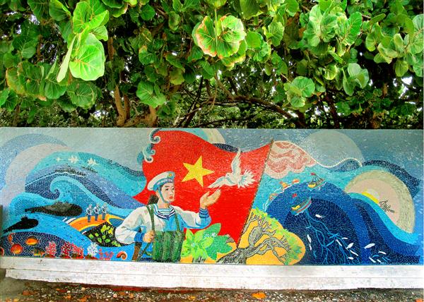 Chùm ảnh đặc biệt về Lá cờ gắn gốm lớn nhất ở Trường Sa - Binh Phuoc, Tin  tuc Binh Phuoc, Tin mới tỉnh Bình Phước