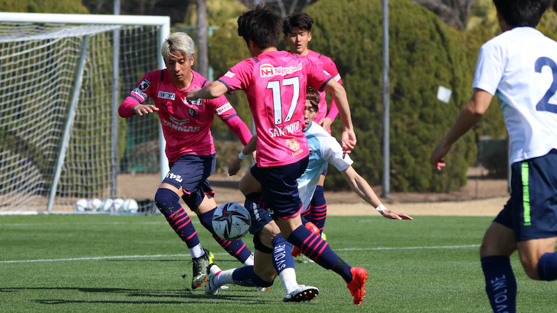 Văn Lâm tính từng ngày gia nhập Cerezo Osaka