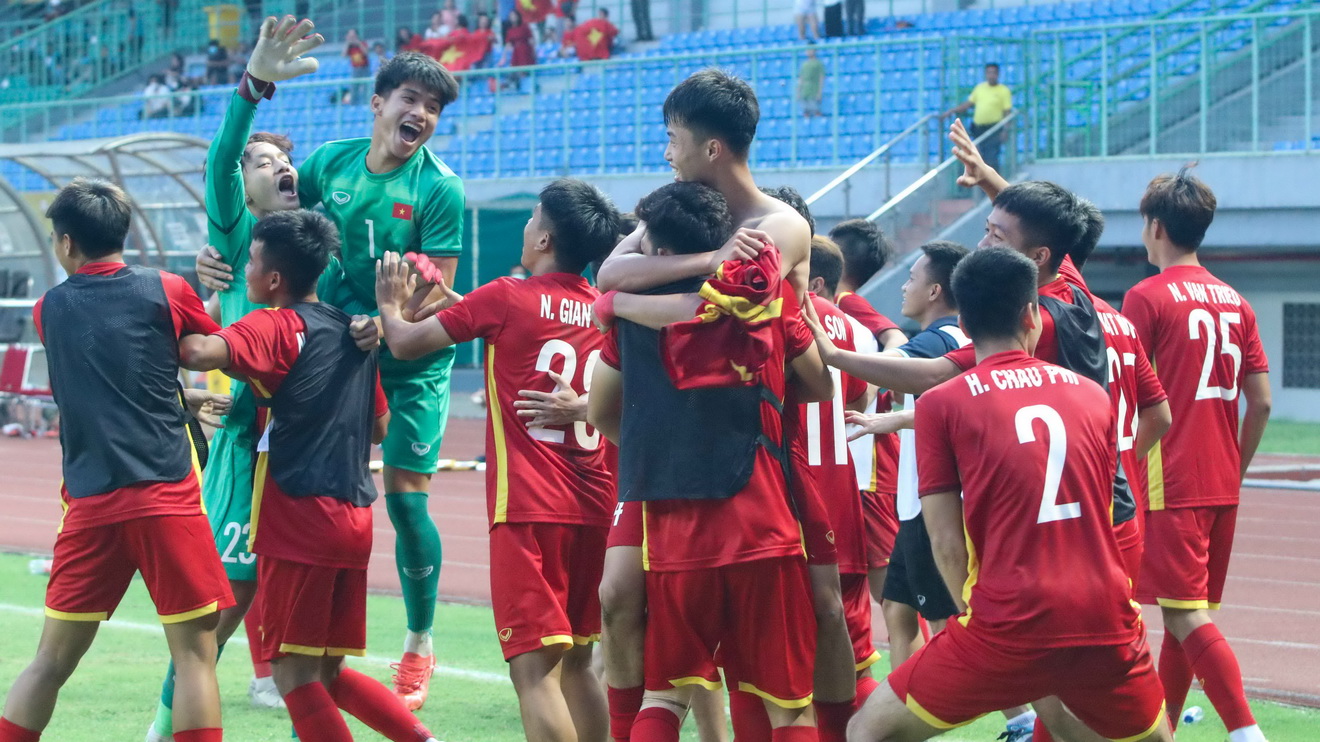 U19 Việt Nam 1-1 U19 Thái Lan, U19 Việt Nam, kết quả bóng đá U19 Đông Nam Á, HLV Đinh Thế Nam, U19 Việt Nam hạng ba, U19 Việt Nam nhận HCĐ, trực tiếp bóng đá U19