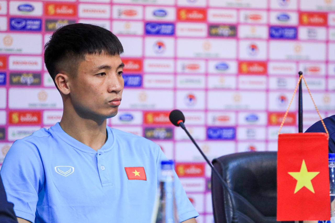 quang hải, bùi tiến dũng, park hang seo, aff cup, pau fc, việt nam vs singapore, trực tiếp bóng đá, lịch thi đấu bóng đá việt nam vs singapore, trực tiếp bóng đá