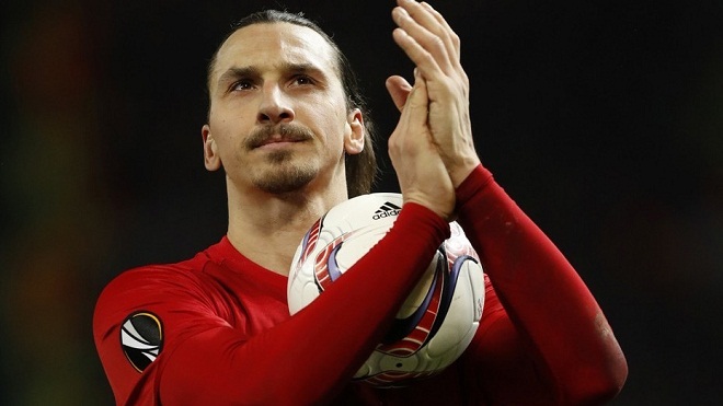  Ibrahimovic đã làm điều này chỉ để được tiếp tục chơi cho M.U