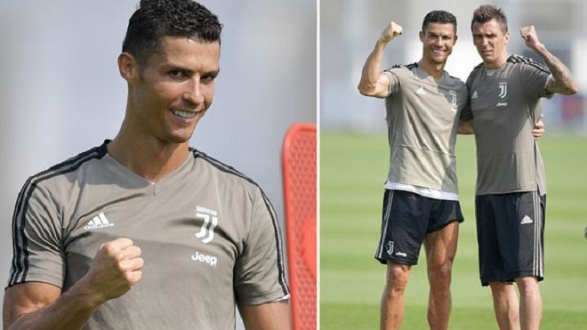 Cristiano Ronaldo trông thế nào khi tập luyện sau chiếc thẻ đỏ tức tưởi?