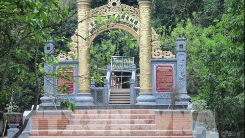 Ninh Bình yêu cầu chấm dứt hoạt động du lịch tại khu vực Tràng An cổ