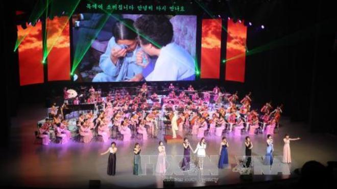 Đoàn nghệ thuật Hà Quốc và Triều Tiên cùng biểu diễn tại Bình Nhưỡng