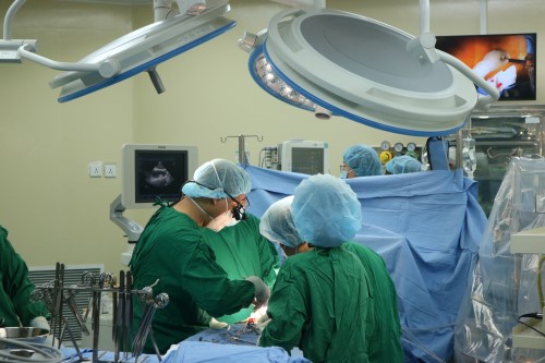 Phẫu thuật tim xâm lấn tối thiểu, đường mổ nhỏ