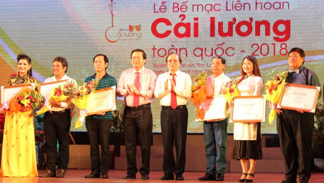 Liên hoan Cải lương toàn quốc 2018: Trao 55 huy chương vàng