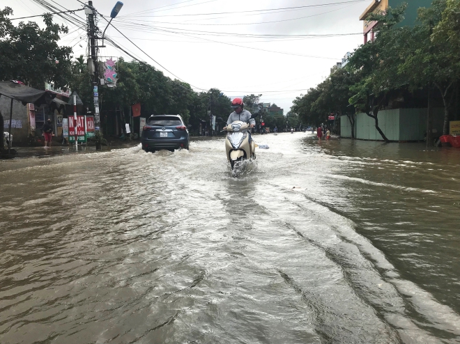 Dự báo thời tiết, Mưa lũ miền Trung, Không khí lạnh, Lũ lụt miền Trung, Lũ lụt, tin thời tiết, thời tiết hôm nay, mưa lũ đà nẵng, rét đậm rét hại, thời tiết, mưa lũ