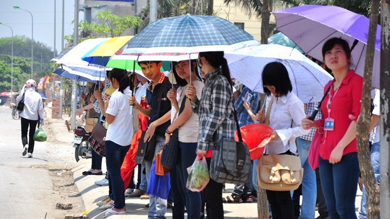 Dự báo thời tiết ngày thi THPT Quốc gia: Bắc Bộ oi nóng, Trung Bộ nắng nóng gay gắt