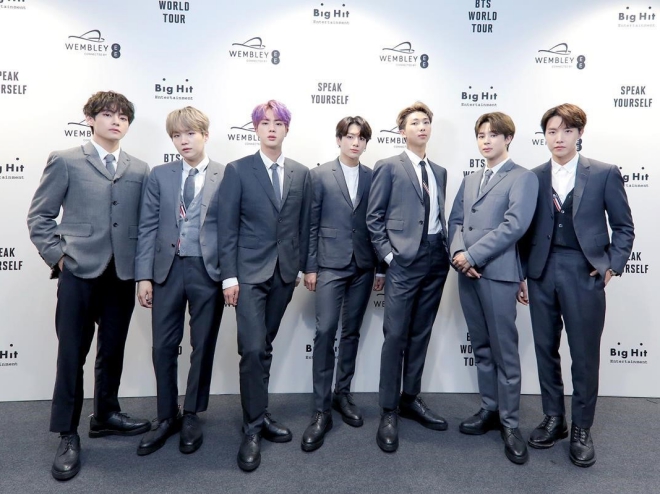 BTS, BTS đứng cùng Tổng thống Donald Trump, BTS ảnh hưởng lớn trên Internet