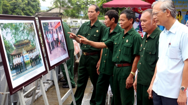 Triển lãm bản đồ và tư liệu 'Hoàng Sa, Trường Sa của Việt Nam - Những bằng chứng lịch sử'.