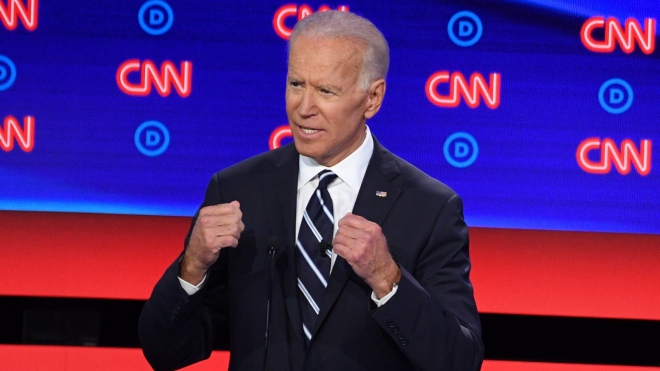 Cựu Phó Tổng thống Mỹ Joe Biden tiếp tục dẫn đầu cuộc thăm dò dư luận của đảng Dân chủ