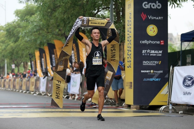 Thành viên của AR Saigon đăng quang giải Longbien Marathon 2019
