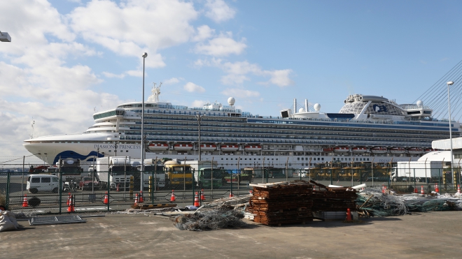 Dịch COVID-19: Hai bệnh nhân đầu tiên trên du thuyền Diamond Princess tử vong