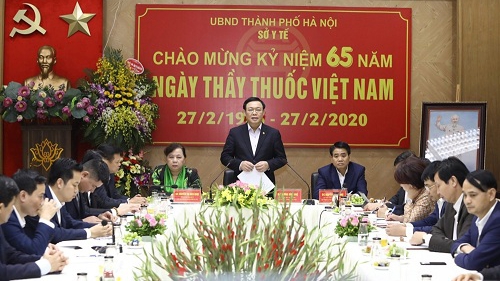 Bí thư Thành ủy Hà Nội Vương Đình Huệ kiểm tra công tác phòng, chống dịch COVID-19