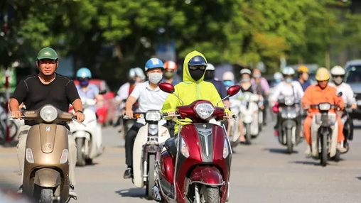 Các khu vực ngày nắng nóng, chiều tối và đêm có mưa dông kèm thời tiết nguy hiểm