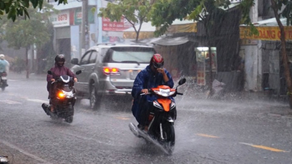 Đêm 18/8 đến sáng 20/8, Bắc Bộ và Thanh Hóa có mưa dông, vùng núi mưa to