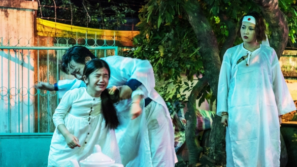 'Đêm tối rực rỡ' - hương vị lạ của điện ảnh Việt