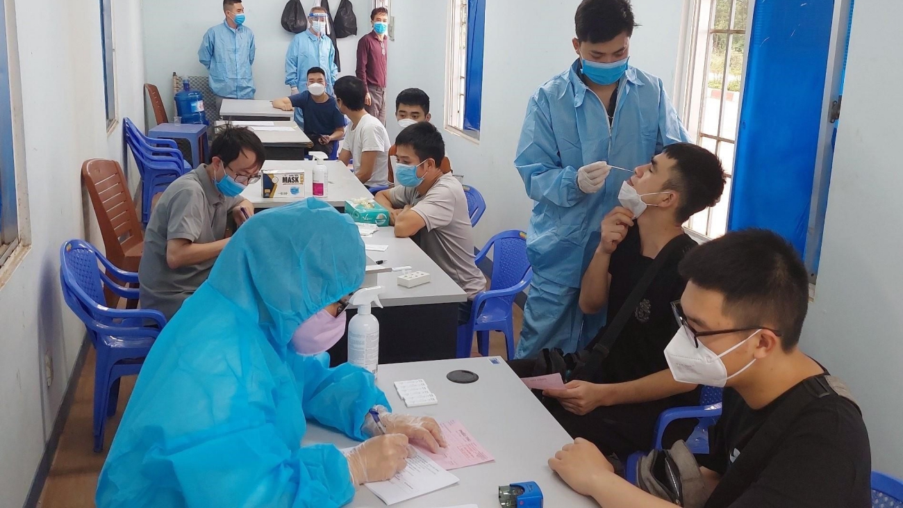 Ngày 6/5, chỉ ghi nhận 3.819 ca mắc Covid-19; có 480 F0 nặng phải thở ô xy
