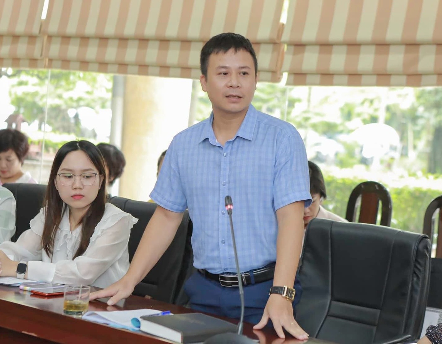 Chú thích ảnh