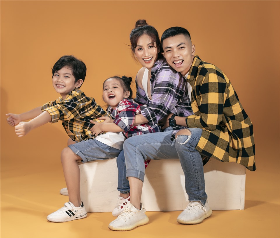 Khánh Thi Phan Hiển, Dancesport, Khánh Thi kết hôn, Tình chị - em, Showbiz Việt, Phan Hiển cầu hôn, làng giải trí Việt