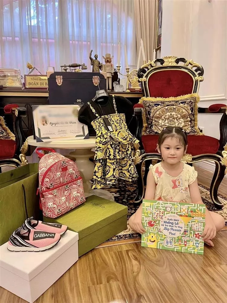 Đoàn Di Băng, ca sĩ, con gái Đoàn Di Băng, đại gia, doanh nhân, Nguyễn Quốc Vũ, chồng Đoàn Di Băng, sao việt, tỷ đồng