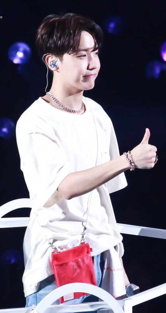 BTS, BTS hẹn hò, BTS chuyện tình sử, 5 lần BTS lên tiếng chuyện hẹn hò, Điểm lại 5 lần chính BTS lên tiếng về chuyện 'tình sử' của mình