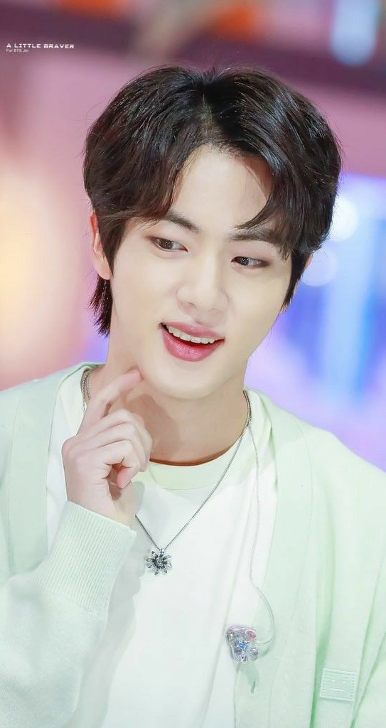 BTS, Jin, Jin BTS sáng kiến độc lạ, Jin ngân hàng ý tưởng của BTS, Jin hài hước, Những sáng kiến độc lạ của Jin chứng tỏ anh chàng là ngân hàng ý tưởng của BTS