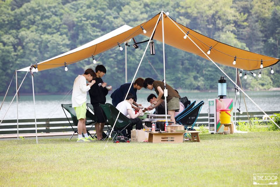 BTS, BTS Island, In the SEOM, BTS Island In the SEOM, BTS phát triển game, ARMY, idol, k pop, V BTS, Suga, Jin, Jimin, Jungkook, RM, J Hope, JHope, thần tượng, game BTS