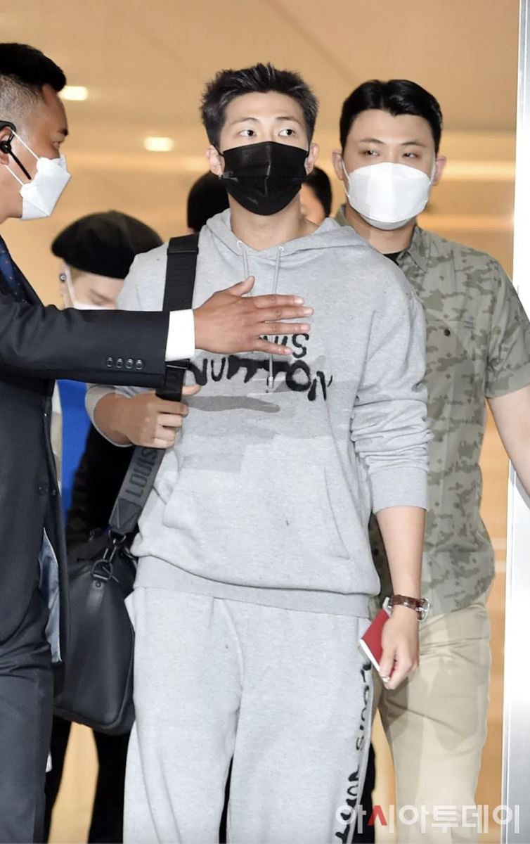 BTS, RM, RM BTS, BTS RM, thủ lĩnh BTS, trưởng nhóm BTS, idol, idol Kpop, k pop, thần tượng, Jin, Jungkook, Jimin, V, V BTS, J Hope, Jhope, Jin BTS, Jungkook BTS, Jimin BT